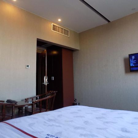 Freedom City Hotel Najjanankumbi Kamapala Кампала Экстерьер фото