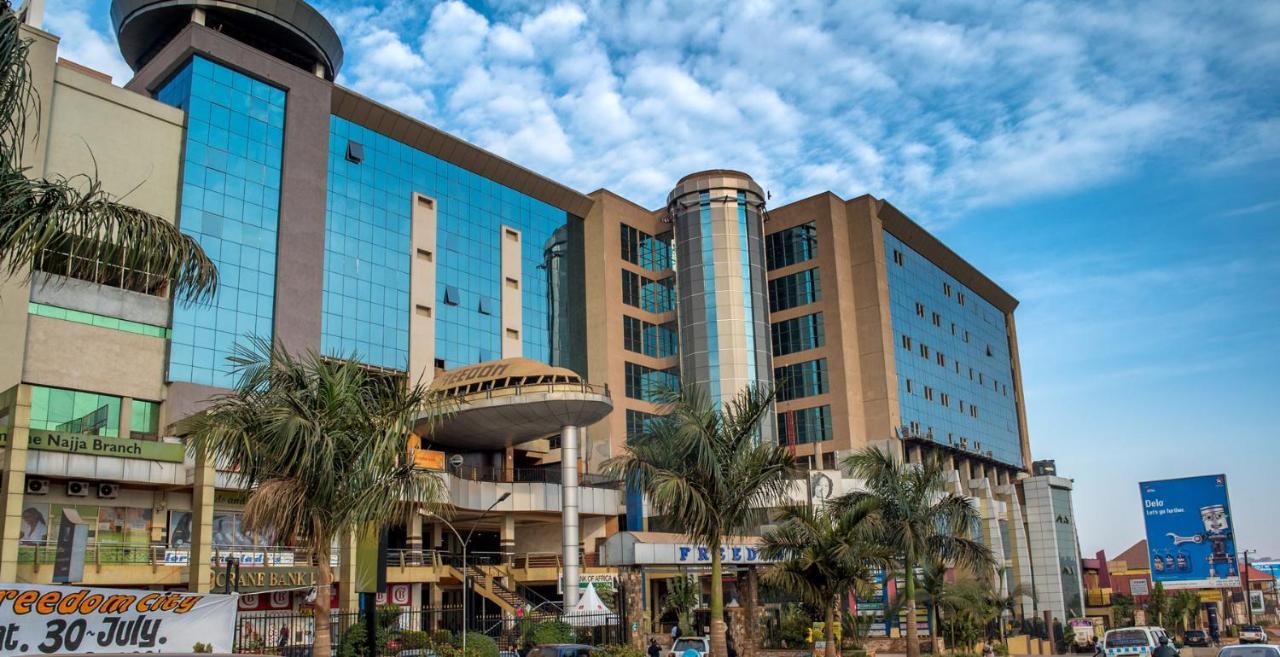 Freedom City Hotel Najjanankumbi Kamapala Кампала Экстерьер фото