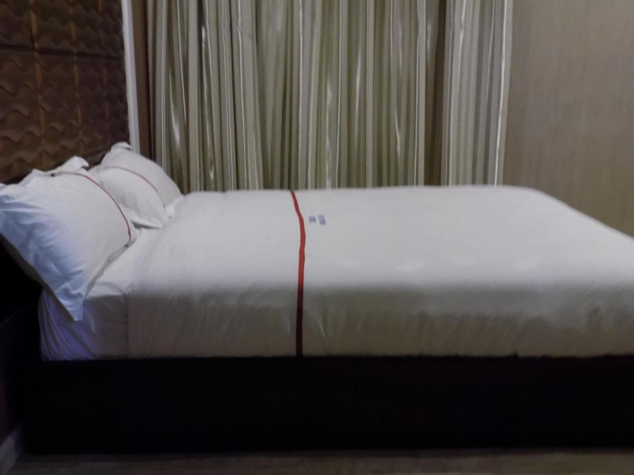 Freedom City Hotel Najjanankumbi Kamapala Кампала Экстерьер фото