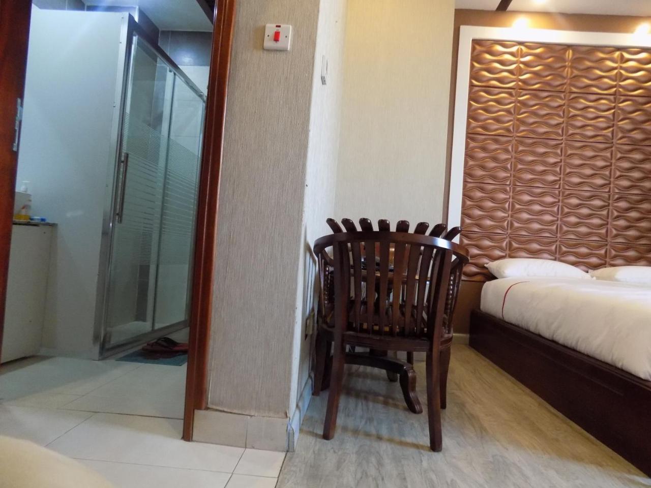 Freedom City Hotel Najjanankumbi Kamapala Кампала Экстерьер фото